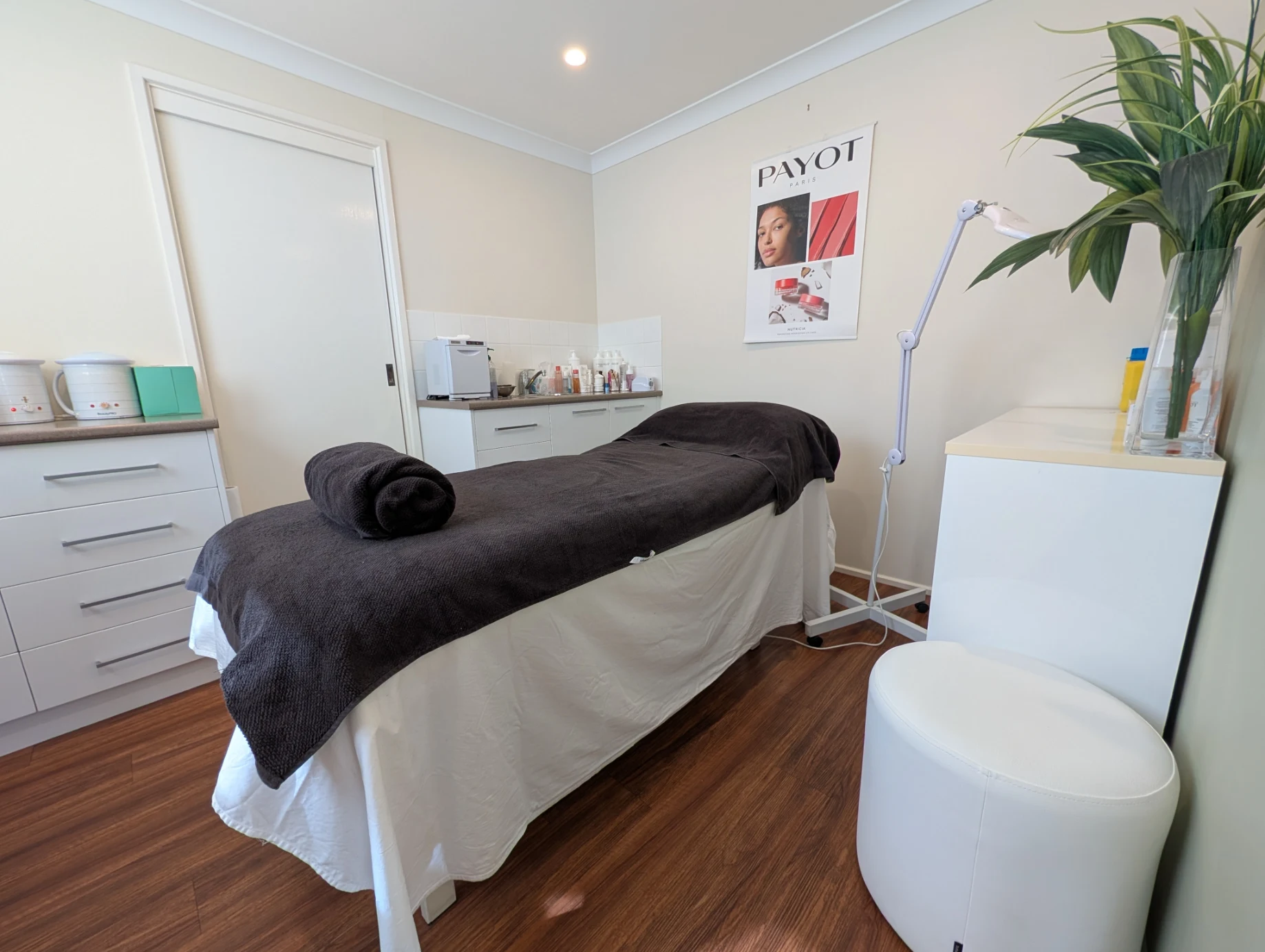 Gallery image of the salon 3